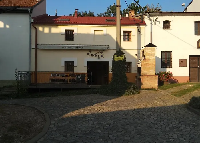 Appart hôtel Sklep U Hrabalu Hustopeče